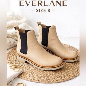 Everlane Leather Chelsea Boots – Size 8 – Tan / Sand – Made in Italy